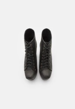 Jeffrey Campbell Lita - Platform Ankle Boots -Stride Shop b4ab65e1233548f88b972967fcad4094