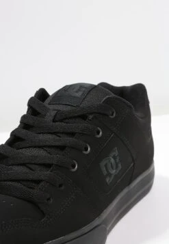 DC SHOES Pure - Trainers - Black 13 DC SHOES Pure - Trainers - Black -Stride Shop b60c0b3770f24f45a11c9ef021f73ce5