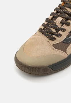 Vans Ultrarange Exo Mt-1 Unisex - Trainers - Dark Brown/Multi-Coloured -Stride Shop b72e5276b3434ecc8950a478407331c3