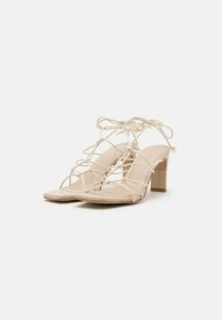 ALOHAS Unique - Sandals - Off White -Stride Shop b7b0bbd4b0c2442d8eac9bf76299683c