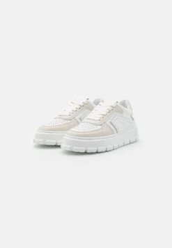COPENHAGEN Cph332- Trainers - White/Cream Beige -Stride Shop ba86e5ee411749a0a277eea3cb3ec478