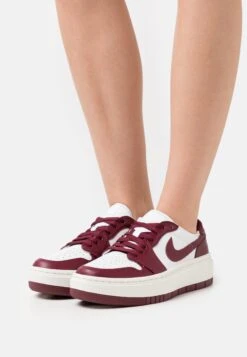 Air Jordan 1 Elevate - Trainers -Stride Shop bbc53461db1047948a5f7ee2d7dd0499