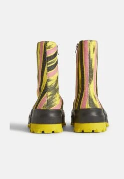 Traktori - Classic Ankle Boots -Stride Shop bcace616967745a89700be65a916294e