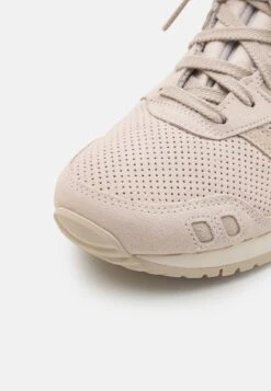 ASICS SportStyle Gel-Lyte Iii Og Unisex - Trainers - Mineral Beige/Simply Taupe -Stride Shop c02859ab17b34301b64074437fb258bc