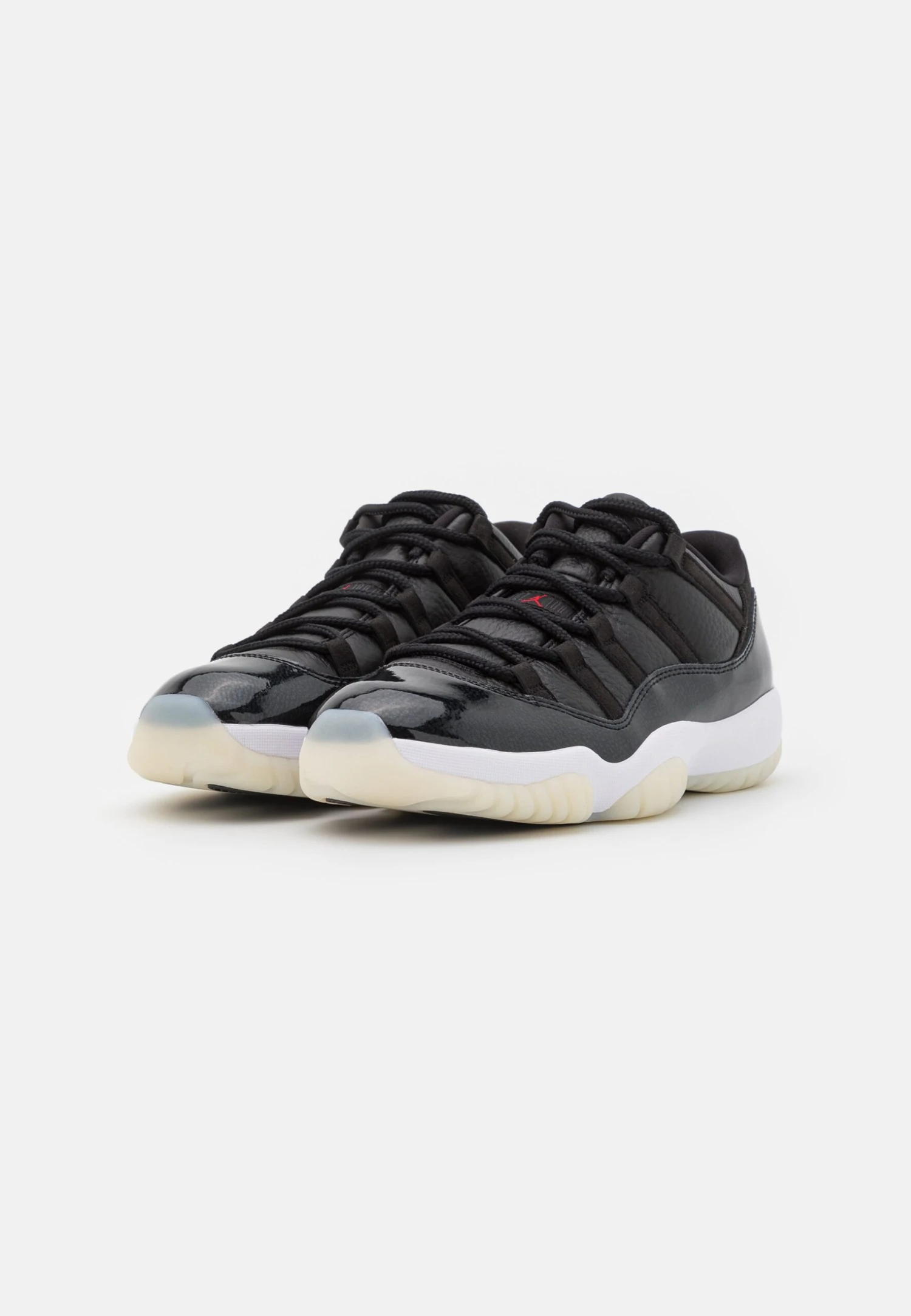 Air Jordan 11 Retro Low - Trainers - Black/Gym Red/White/Sail 6 Air Jordan 11 Retro Low - Trainers - Black/Gym Red/White/Sail - Image 4