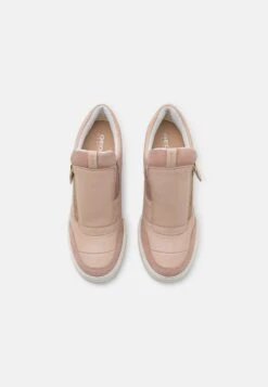 Geox Maurica - Trainers - Nude -Stride Shop cbbd3c5ccec84c559af5be5b4e7bb528