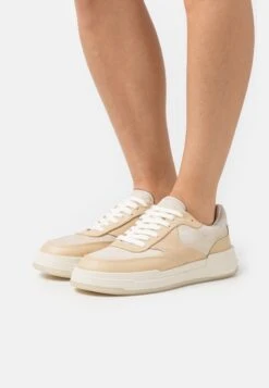 Vagabond Selena - Trainers - Off White/Butter