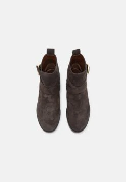 See By Chloé Lyna - Ankle Boots - Charcoal -Stride Shop d4f41889f804490a9ed753c3847c16bd