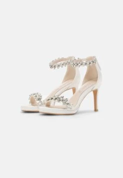 Buffalo Pia - Sandals - Ivory -Stride Shop d6e76542baa24caab8bd1de5bb9da3fe
