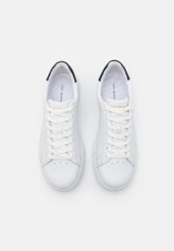Tory Burch Howell Court - Trainers - Titanium White/Perfect Black -Stride Shop e1a635a023714a64a652ceaa41098317