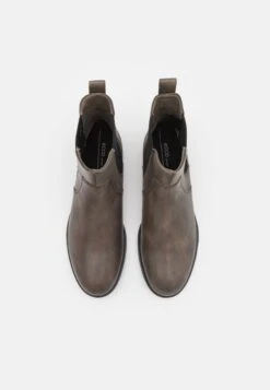 ECCO Classic Ankle Boots - Warm Grey -Stride Shop e44d33594d9a408e9bb415dfe331e5ba