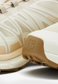 Salomon Xt-Wings 2 - Trainers - Rainy Day/Vanilla/Kelp -Stride Shop e9ee679c18b04a3984cc3e7f02c14072