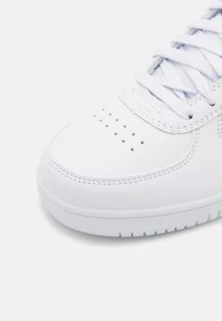 Diadora Raptor Mid Unisex - High-Top Trainers - White -Stride Shop f3518ea0fe7843a8a969fcd3a76e7e0d