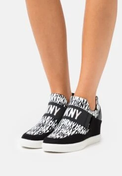 DKNY Cosmos Wedge- Trainers - Black/White